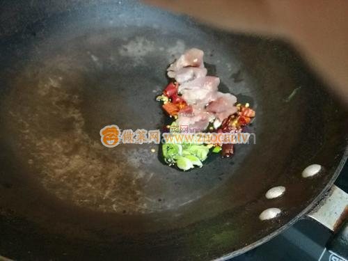 羊肉炒麻豆腐的做法