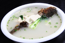 鯽魚豆腐湯