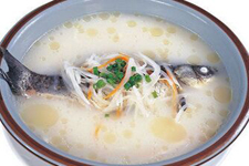 砂仁鯽魚湯