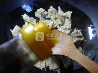 韭菜炒烤麩