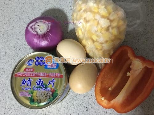 鮪魚玉米蛋炒藜麥飯的做法