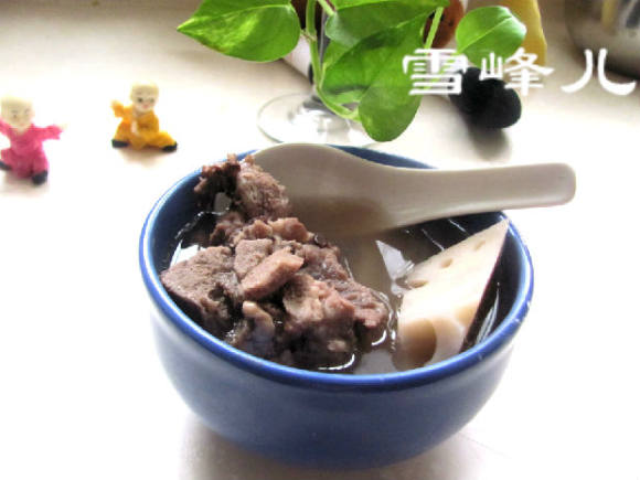 蓮藕黑豆排骨湯