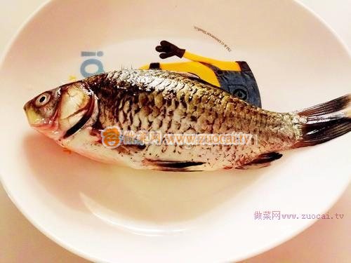 鯽魚豆腐海鮮菇湯的做法