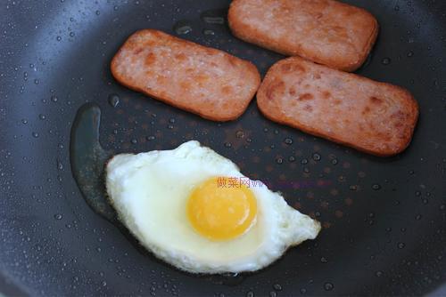 餐蛋面的做法