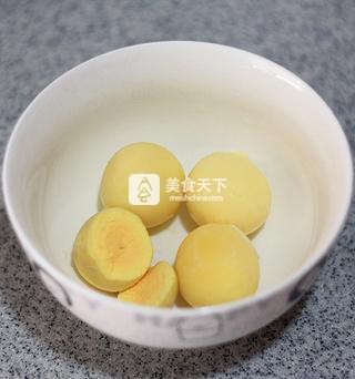 天然色素美食---胡蘿蔔飯團的做法步驟：5