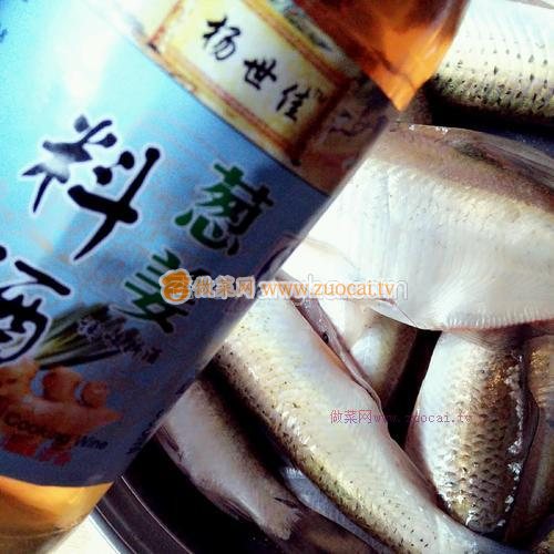 雜燴香酥小雜魚的做法