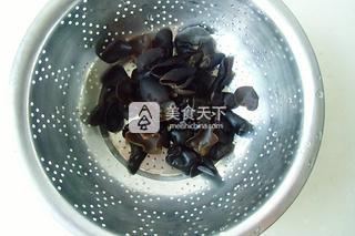 魚香素雞的做法步驟：1