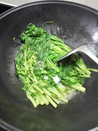 肉絲通心菜