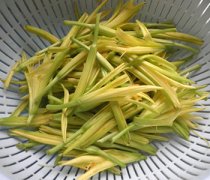 【乾黃花菜有毒嗎】乾黃花菜怎麼